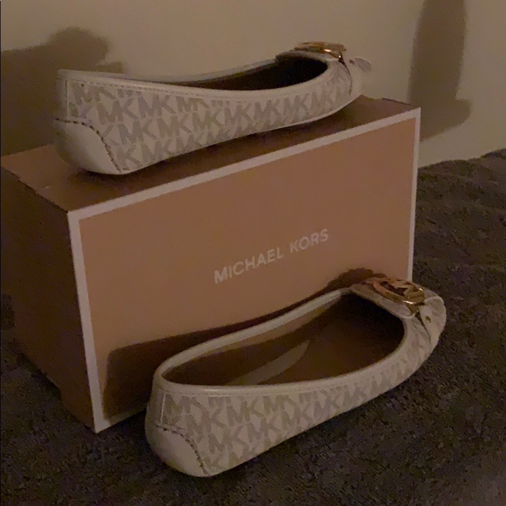 Michael Kors Flats